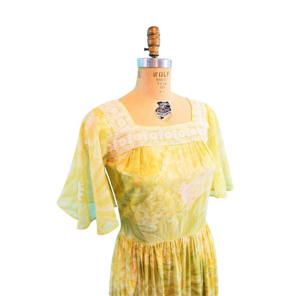 Vintage 1970s Yellow Maxi Dress Floral Flutter Sleeves Bohemian | W 29" - Picture 6 of 10